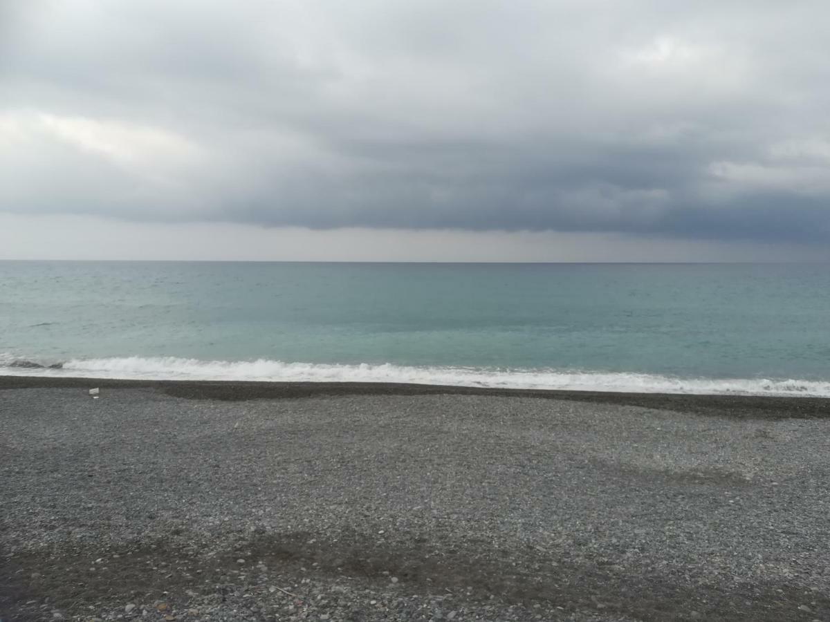 Le Case Del Sole Ventimiglia Zewnętrze zdjęcie